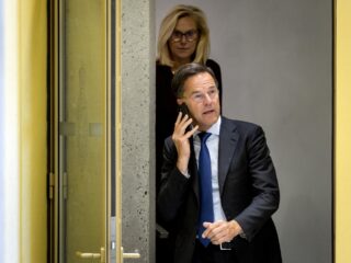 Oud-minister van Financiën Hans Hoogervorst: 'Kabinet stuurt nu de vangrail in'