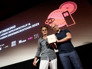 Podcast 'Stad in oorlog' wint Zilveren Reissmicrofoon