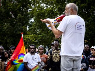 LHBTI-asielzoekers steeds vaker in onveilige situaties in noodopvangen