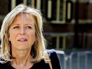 Demissionair minister Ollongren over NAVO-top: 'Stap zetten in de F16-coalitie'