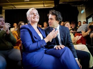 Podcast De Dag: GroenLinks en PvdA, een complexe liefde