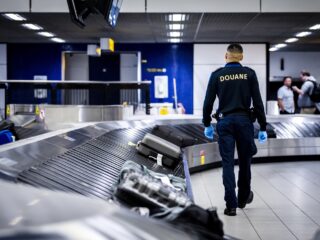 2023 recordjaar voor aantal opgerolde cocaïnewasserijen