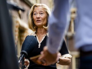 Minister Adriaansens: 'Oppassen met lastenverzwaringen bedrijfsleven'