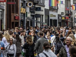 Opvang ongedocumenteerden in Amsterdam gaat door