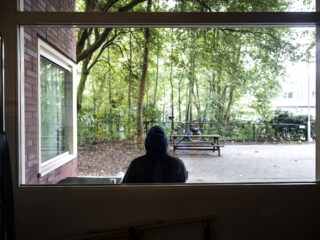 Slachtoffer mensenhandel over opvang: 'Zonder de opvang lag ik met een matras onder een brug'