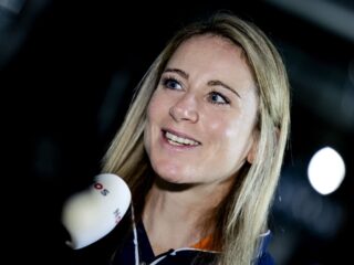Annemiek van Vleuten opent NPO Radio 1 Tourcafé