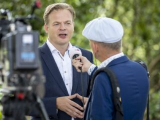 Hier moet je aan voldoen om de politiek in te kunnen