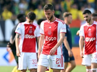 Vijf voor twaalf bij Ajax, maar 'de grootste talenten spelen daar'