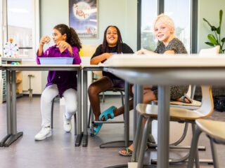 'Rekenen en taal zijn belangrijk voor het bepalen van niveau en talent, kennis haal je nog in'