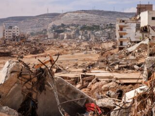 Overstromingen Libië: 'Als Haftar had gewild, hadden dammen op orde kunnen zijn'