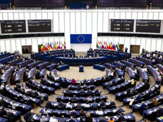 Strenger asielbeleid uit Brussel: 'Hoe kunnen we mensen efficiënter en sneller terugsturen?'