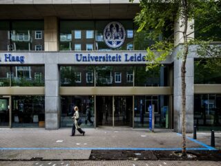 Arabisch wegbezuinigen op Nederlandse universiteiten 'buitengewoon kortzichtig'