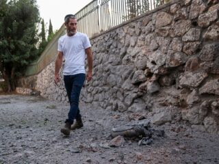 Zal Hezbollah zich in de oorlog mengen? 'Dreigende taal moet absoluut serieus worden genomen'