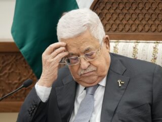 Mahmoud Abbas en de rol in het Gaza-conflict: bemiddeling, macht en toekomst