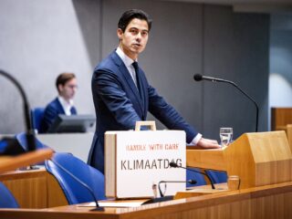 D66-lijsttrekker Rob Jetten tegen Pieter Omtzigt: 'Klimaatfonds mag niet verdwijnen'