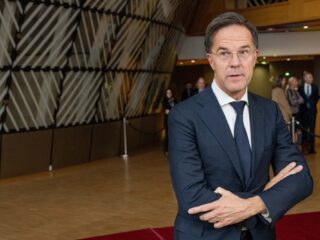 Jaap de Hoop Scheffer over mogelijke NAVO-kandidatuur Rutte: het belcircuit is op gang gekomen
