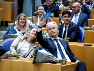 Wilders-biograaf: 'Het is echt een sekte rondom Geert Wilders'