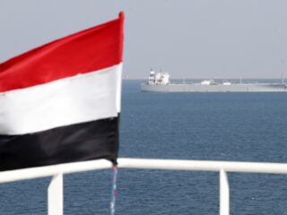 Houthi's blijven onverminderd aanvallen in Rode Zee: 'Ze zijn gewoon niet te stoppen'