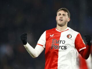 'De eredivisie is zo zwak dat een spits er best veertig kan maken'