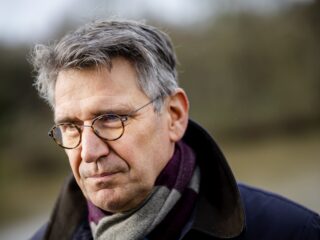Burgemeester Maastricht slaat alarm: drugscriminelen ronselen kinderen van twaalf jaar