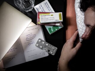 Steeds meer mensen met depressie: 'Behandelmethoden toegenomen, positieve effecten niet'