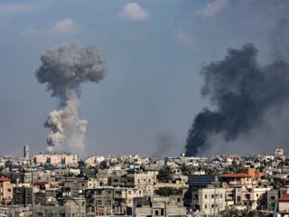 Overleven in Rafah: 'Gisteren zwom ik letterlijk in het bloed'