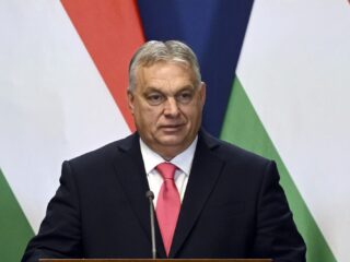 Europarlementariër Bas Eickhout noemt EU-plan tegen dwarsligger Orbán 'strategisch lekken'