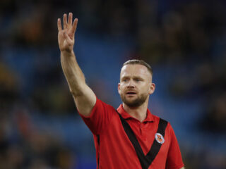 Melvin Platje over zijn carrière, cultstatus en het voetballen op Bali: 'Voetbal leeft daar enorm'