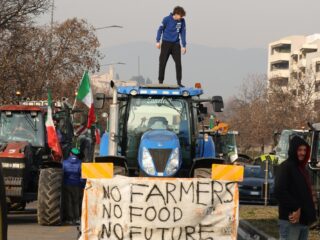 Wat drijft de boeren die nu protesteren in Europa?