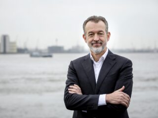 CEO Havenbedrijf Rotterdam bewust van militaire dreiging: 'We zijn continu in overleg met Defensie'