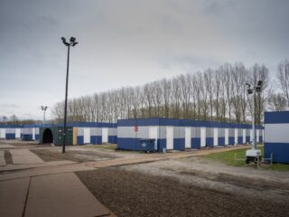 'Kinderen horen niet in de noodopvang'