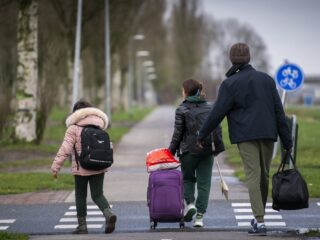 'Iedereen die zegt dat een opt-out voor Nederland op asiel mogelijk is, liegt'