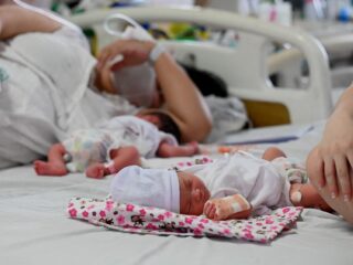 Hoeveel zeggenschap heeft een bevallende vrouw over haar eigen lichaam?