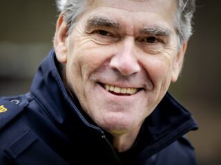 Paauw over kandidaatschap KNVB-voorzitter: 'Ga er niet als politiechef acteren'