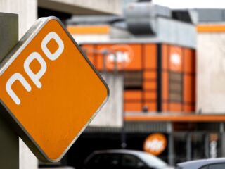 Podcast De Dag: Wat wacht de NPO?