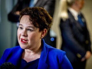 VNG roept op: 'Trek de spreidingswet niet in'