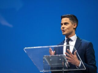 Gouverneur Limburg Emile Roemer: rol plannen CO2-importheffing Europees uit, anders vertrekken bedrijven