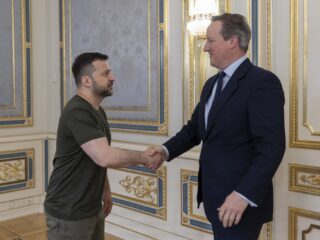 'Britten helpen Oekraïne met bronbestrijding in plaats van symptoombestrijding'