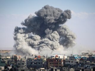 Israëlisch offensief in Rafah: 'Mensen weten niet meer waar ze naartoe moeten gaan'