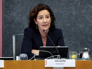 Burgemeester Dijksma: 'Kabinet neem afstand van Wilders' uitspraken over Halsema'