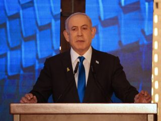 Komt Netanyahu nog onder zijn 'eigen' vredesplan uit?