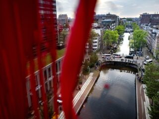 Nati Banet over maatregelen Amsterdamse universiteiten: 'Ik voel me niet altijd sociaal veilig'