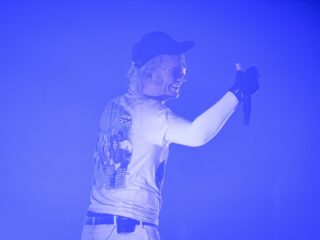 Joost Klein treedt op: 'Na alle drama voelde hij zich weer omarmd'