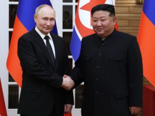 Podcast De Dag: wat Noord- en Zuid-Korea in Oekraïne te zoeken hebben