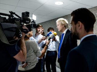 Steeds meer PVV-stemmers voelen zich vervreemd van de partij. Hoe komt het?