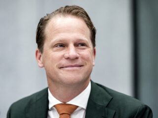 Staatssecretaris Gijs Tuinman (Defensie): nieuw munitiedepot moet in noorden