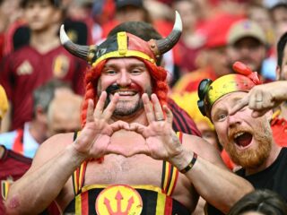 Olé olé olé oléééé, we are the champions! Wist jij dat dit uit België komt?