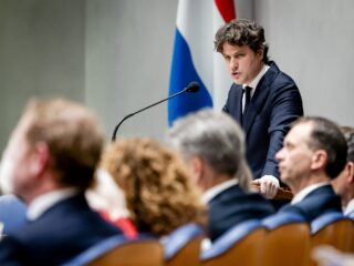 Bontenbal (CDA) pleit voor inperken aantal moties: 'Vaak onzinnig'