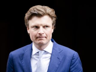 Defensieminister Brekelmans over raketaanval Kiev: 'Laffe, Russische terreur'