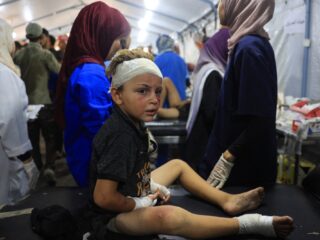 Apothekers slaan handen ineen voor medische hulp Gaza: 'Er is een tekort aan alles, de lijst is oneindig'